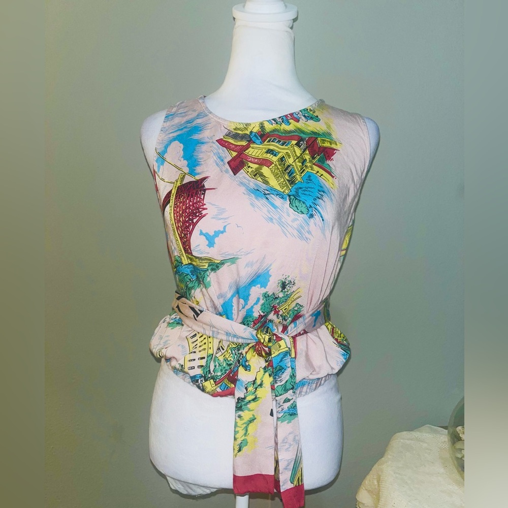 Adorable Vintage /Y2K Pure Rayon Crop/Wrap w/front tie -  XS